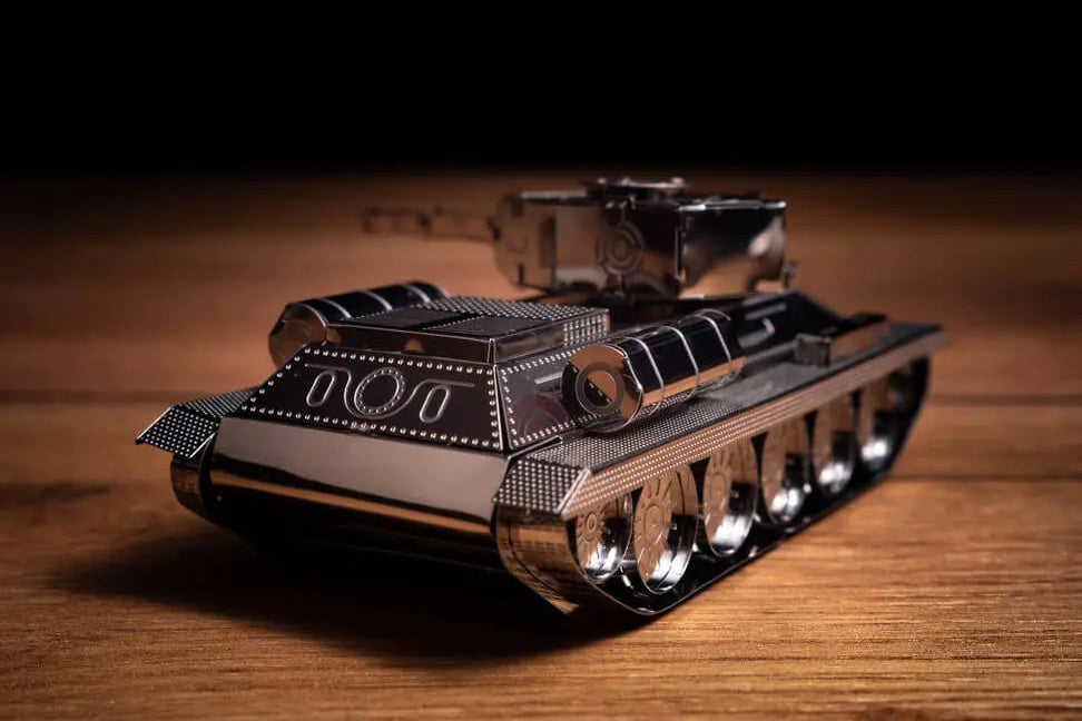 World of Tanks Metal Time: T-34-85 Metal Model Kit Scale Model 13Square ltd