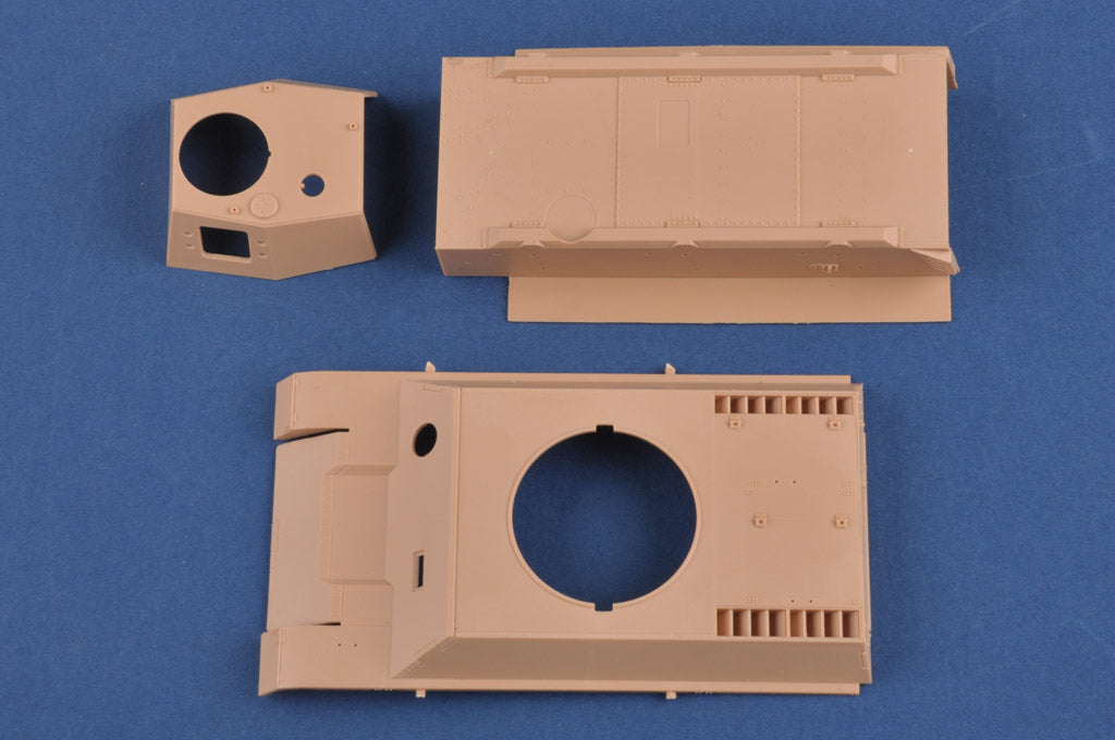 Hobby Boss 1/35 Pz.Kpfw 3/4 auf Einheitsfahrgestell Scale Model Hobby Boss