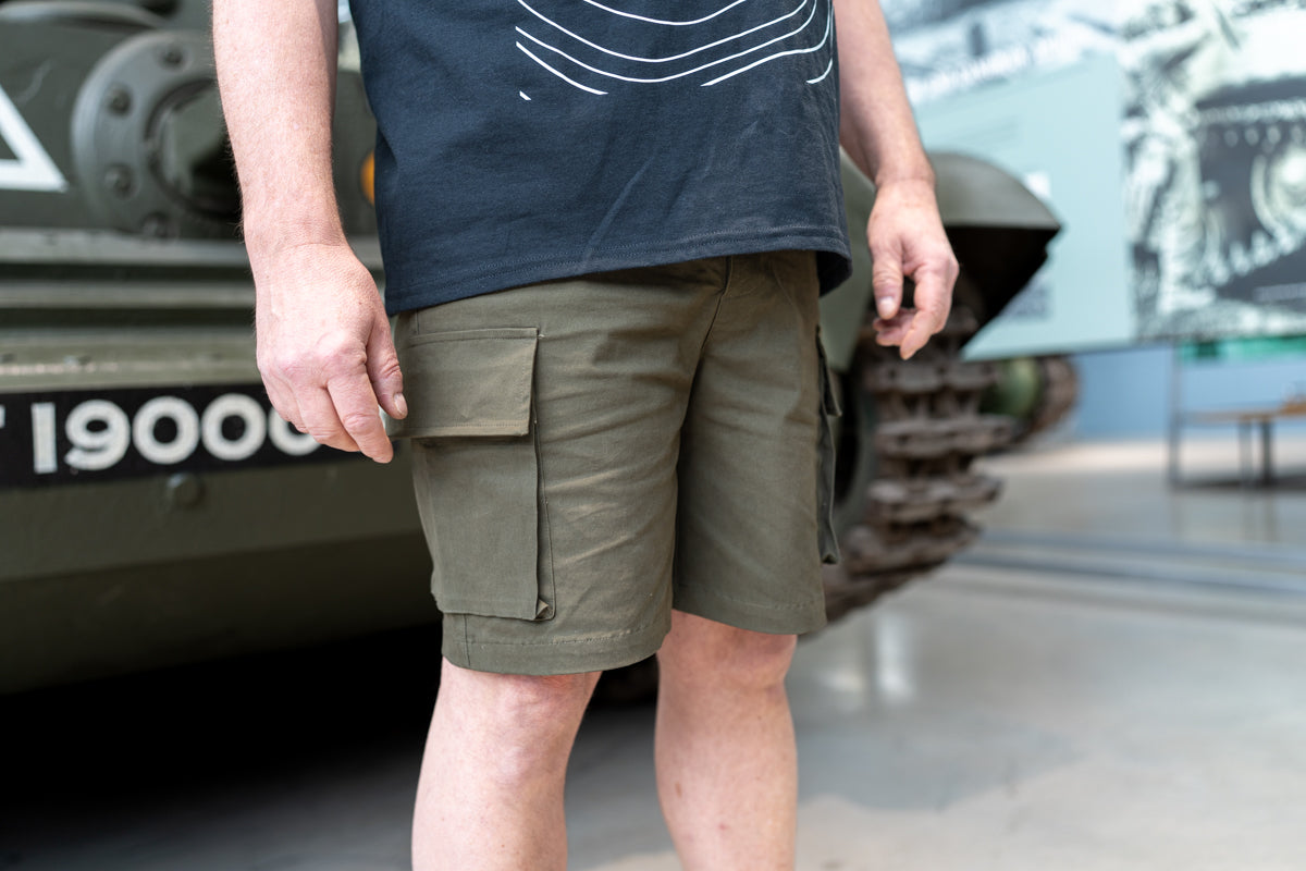 Tank Cargo Shorts Shorts T and F