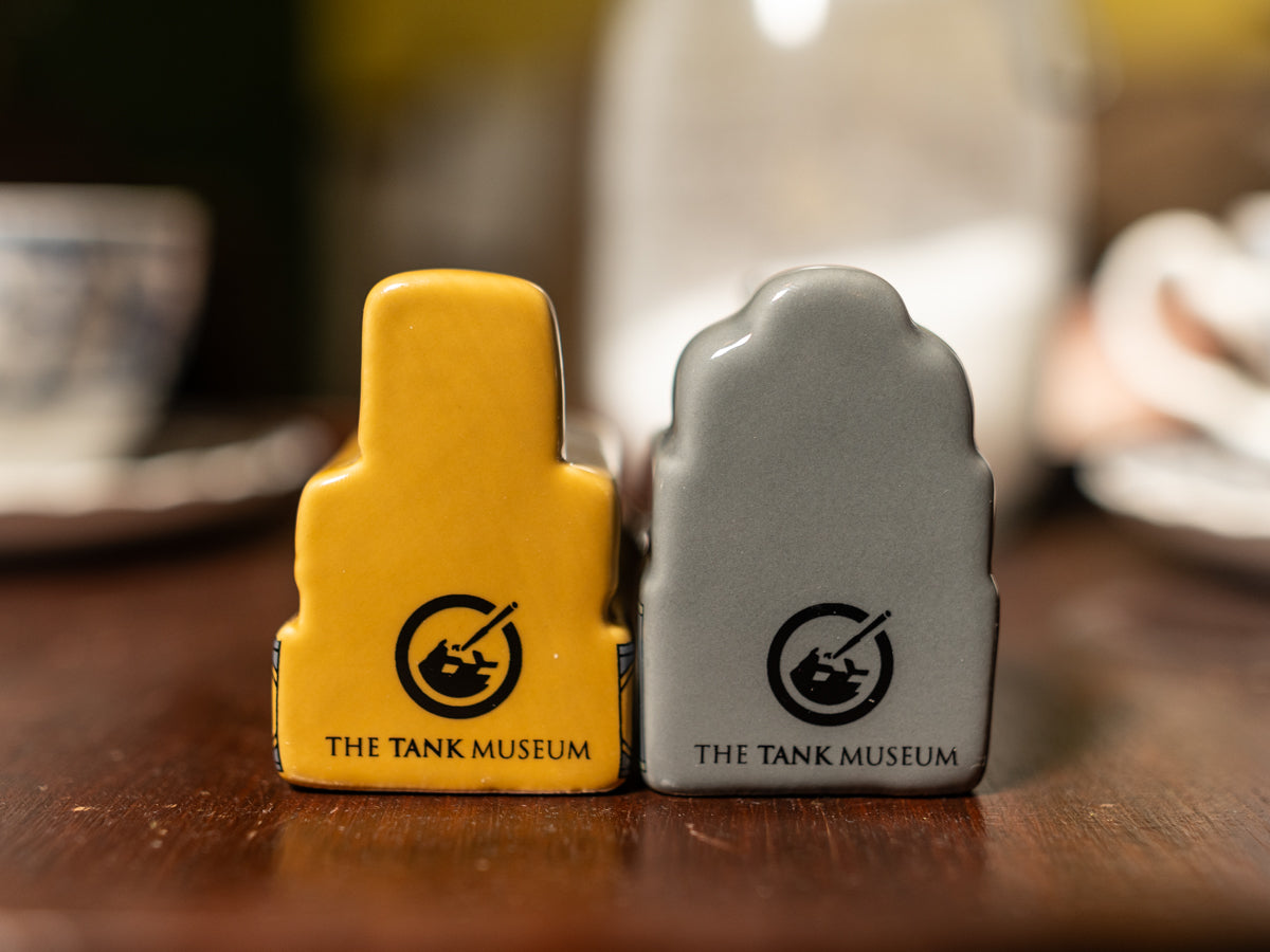 Tiger 131 and Sherman Tank Salt & Pepper Shakers Homeware Yarto