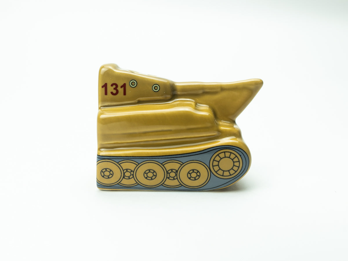 Tiger 131 and Sherman Tank Salt & Pepper Shakers Homeware Yarto