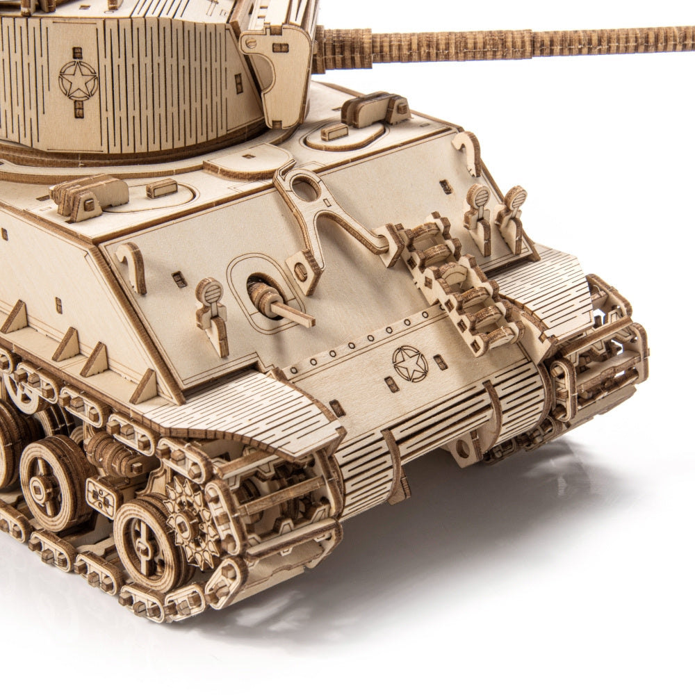 Little Story: World of Tanks Wooden Model M4A38 Sherman Scale Model Nice Idea