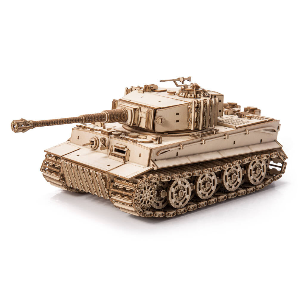 Little Story: World of Tanks Wooden Model Tiger M1 Scale Model Nice Idea