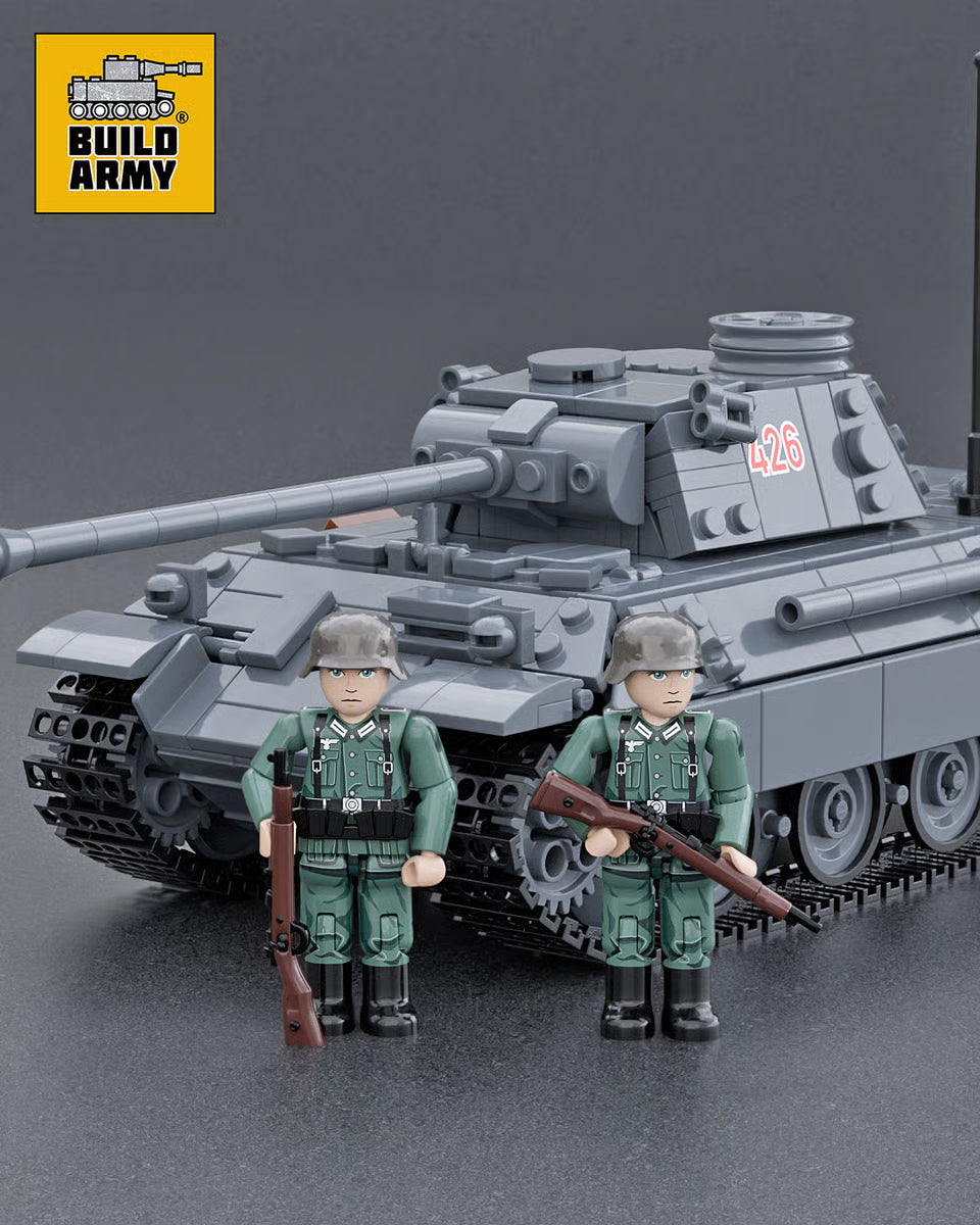 Build Army 1:33 WWII German Infantry Minifigure