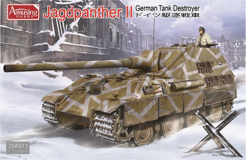 Amusing Hobby 1/35 Jagdpanther II German Tank Destroyer