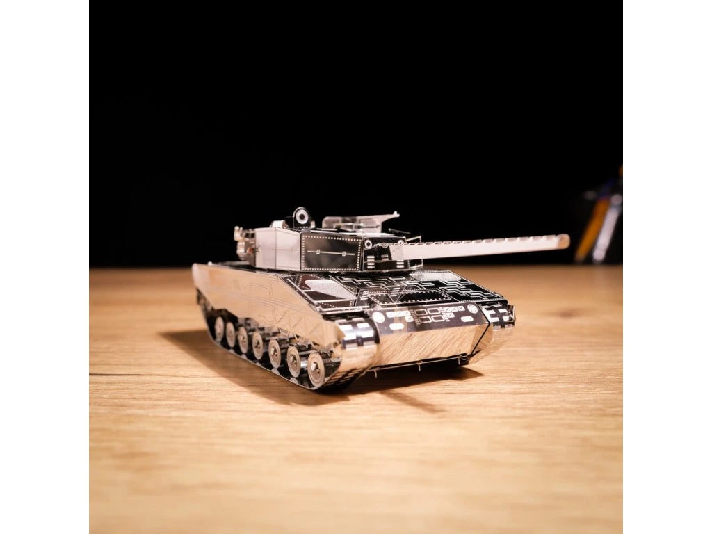 Metal Time: 1/72 Scale Leopard 2
