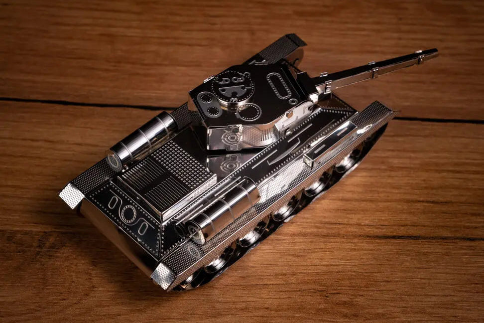 World of Tanks Metal Time: T-34-85 Metal Model Kit Scale Model 13Square ltd