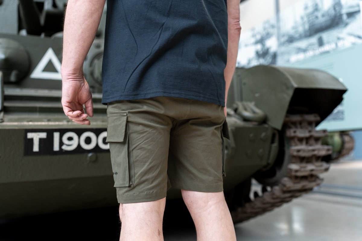 Tank Cargo Shorts Shorts T and F
