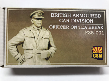 CSM 1/35 Scale Figures. Scale Model British AC Officer on Tea Break [variant_option4]