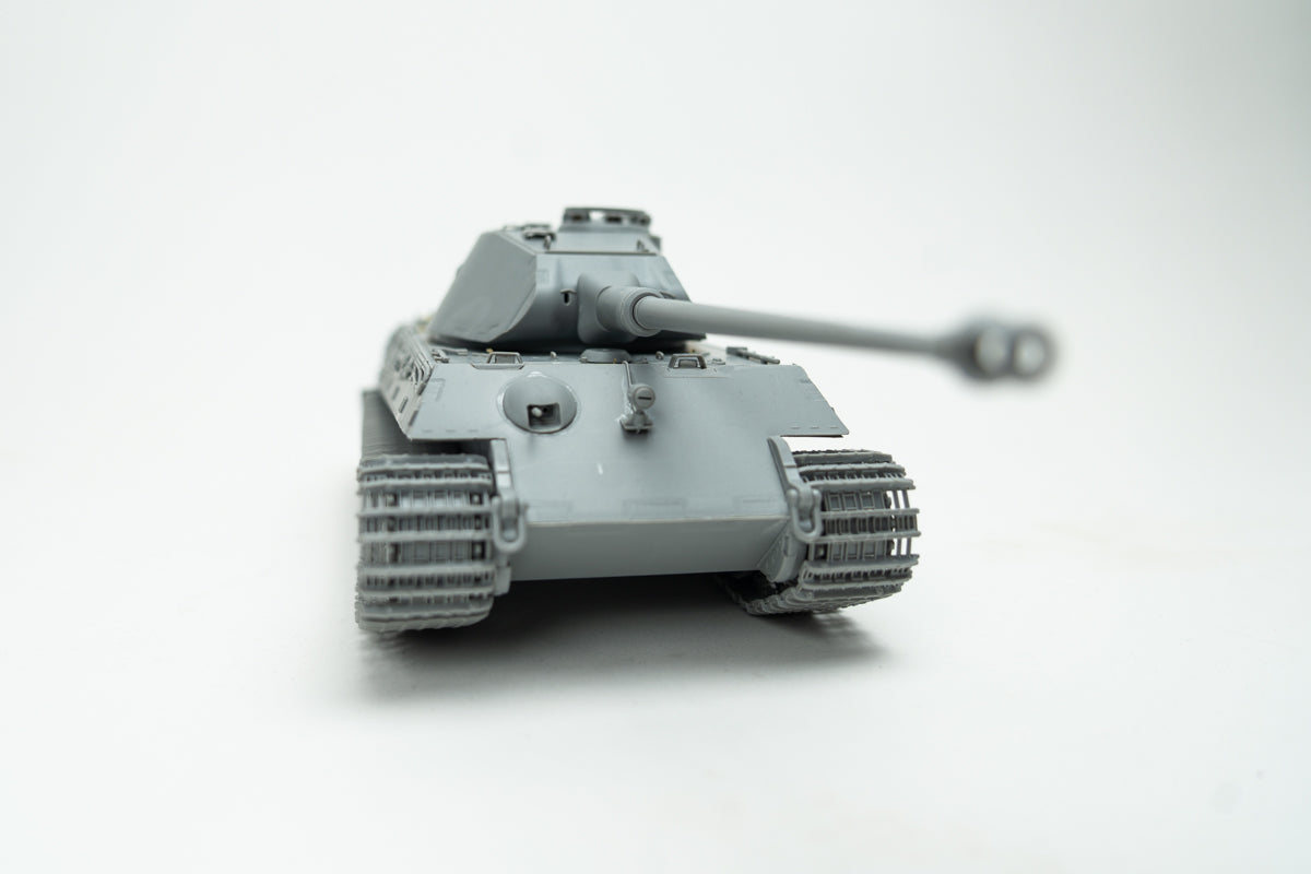 PRE-ORDER: Takom King Tiger V2 Model – The Tank Museum