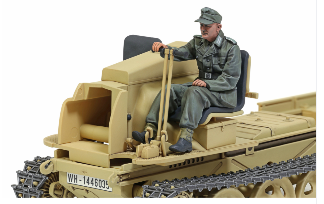 Tamiya 1/35 RSO/01 German Tractor