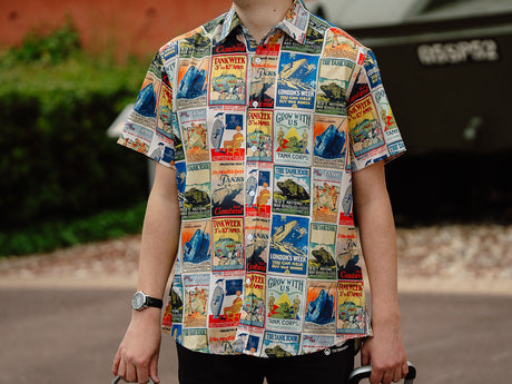 Vintage Hawaiian Shirt Shirt T and F