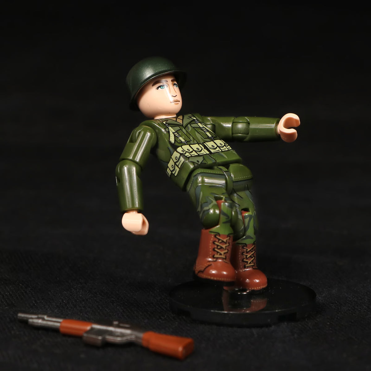 Build Army 1:33 WWII US Infantry Minifigure