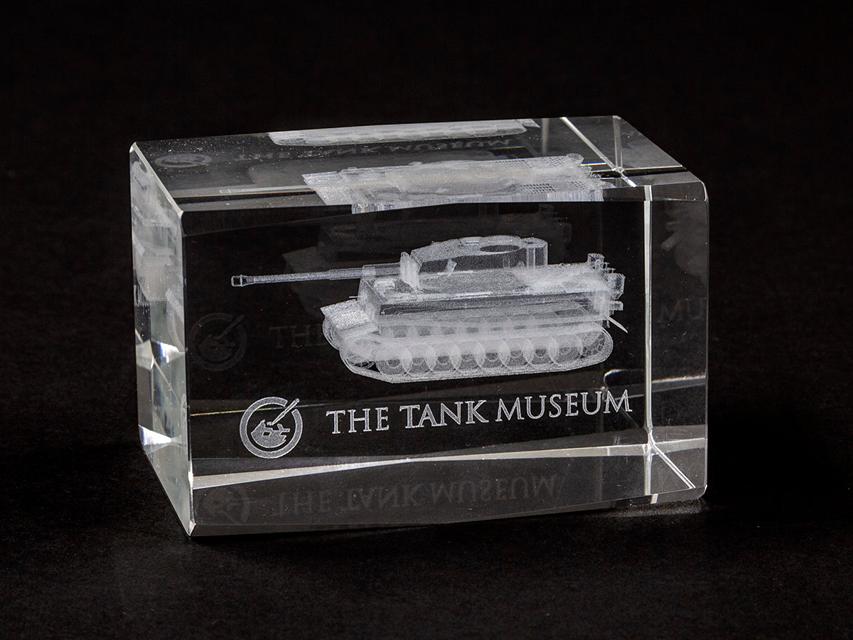 Engraved Glass Cube: Tiger 131