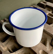 Load image into Gallery viewer, Enamel Classic Camping Mug 560ML - The Tank Museum
